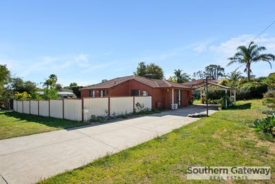 /international/au/18-corring-way-parmelia-wa-151147324/