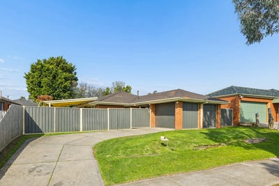 /international/au/135-cadles-road-carrum-downs-vic-121040541/