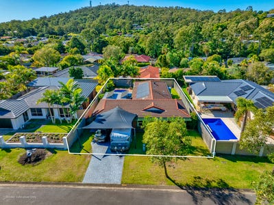 /international/au/26-fairview-court-parkwood-qld-148487340/