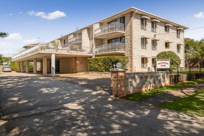 /international/au/10-208-hume-street-south-toowoomba-qld-152503224/