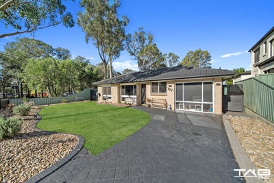 /international/au/167-167a-andromeda-drive-cranebrook-nsw-148403648/
