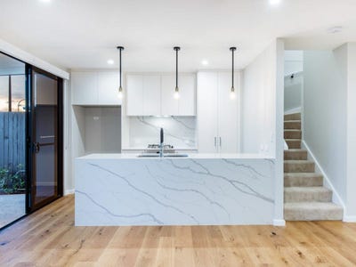 /international/au/21-81-major-drive-rochedale-qld-152633680/