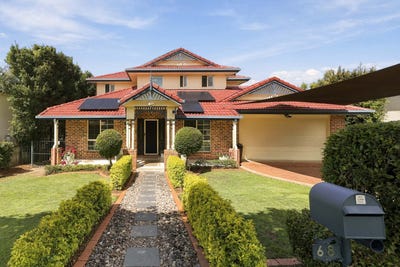 /international/au/68-casuarina-street-bridgeman-downs-qld-152507912/
