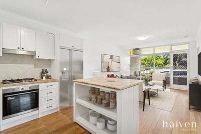 /international/au/11-11-wilton-place-scarborough-wa-151062864/