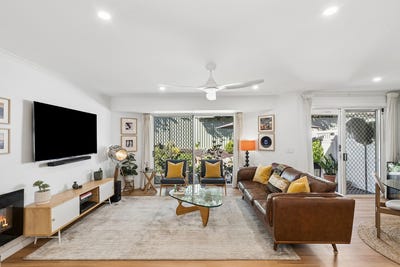 /international/au/27-39-pitta-place-carseldine-qld-151417592/