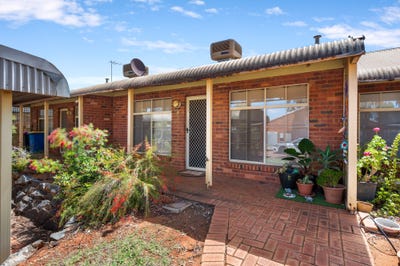 /international/au/25-4-ochiltree-street-somerville-wa-152688080/