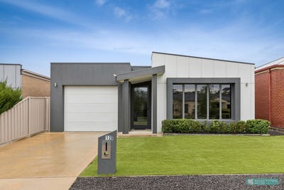 /international/au/12b-maxwell-drive-golden-square-vic-152537776/