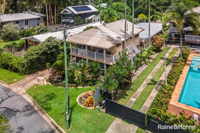 /international/au/3-39-arlington-esplanade-clifton-beach-qld-150724452/