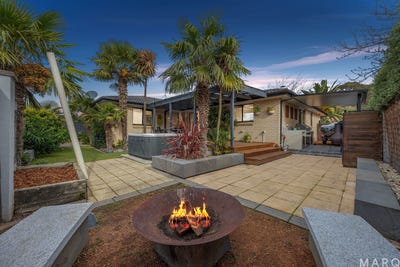 /international/au/26-wellesley-street-amaroo-act-151566944/