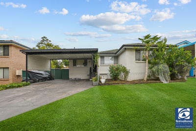/international/au/33-old-kent-road-ruse-nsw-151205352/