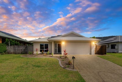 /international/au/17-hetherton-street-smithfield-qld-151513172/