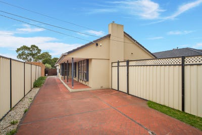 /international/au/1-15-fitzpatrick-drive-altona-meadows-vic-151021220/