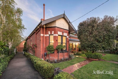 /international/au/122-peel-street-kew-vic-152554388/