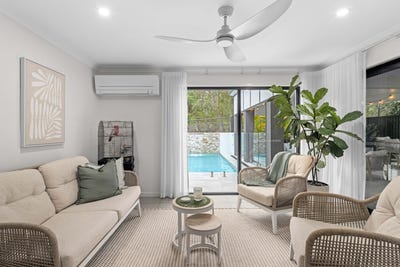/international/au/18-bakers-ridge-drive-oxenford-qld-151519576/
