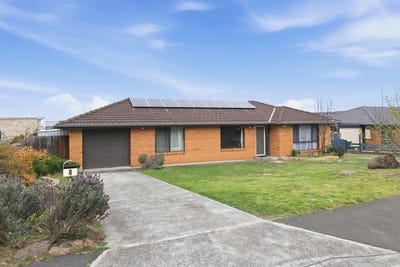 /international/au/8-woodleigh-drive-oakdowns-tas-152475892/