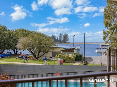 /international/au/unit-2-kabi-13-landsborough-parade-golden-beach-qld-151497312/