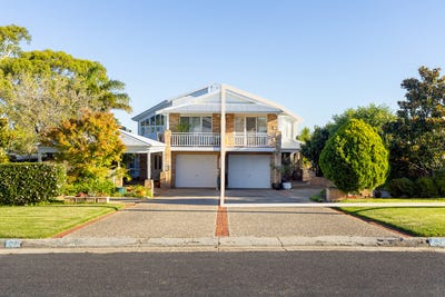 /international/au/2-28-lakeview-avenue-merimbula-nsw-150908928/