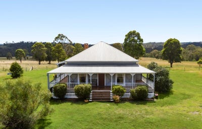 /international/au/188-valewood-road-geham-qld-700401356/