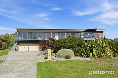 /international/au/10-reef-parade-blackmans-bay-tas-151290128/