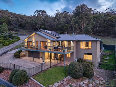 /international/au/145-branscombe-road-claremont-tas-152119168/