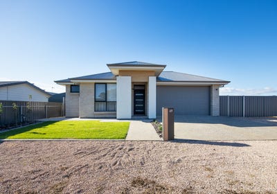 /international/au/69-rossiters-road-moonta-bay-sa-151281368/