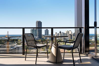 /international/au/1515-59-meron-street-southport-qld-148481560/