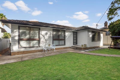 /international/au/1b-melrose-street-lorn-nsw-150612312/
