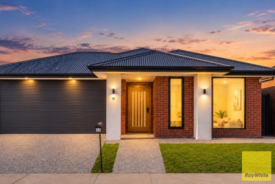/international/au/17-giant-road-tarneit-vic-152617640/