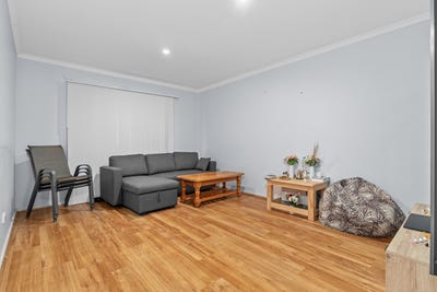 /international/au/19-adaluna-crescent-smithfield-sa-148588896/?lang=en