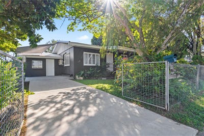 /international/au/122-hoare-street-manunda-qld-151274592/