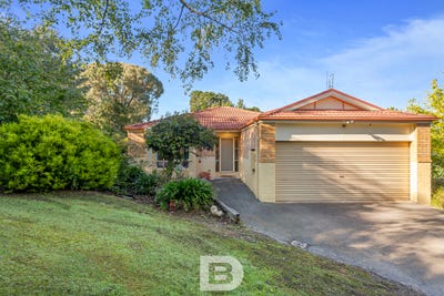 /international/au/32-corinella-road-woodend-vic-150896216/