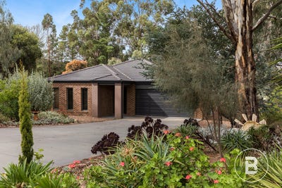 /international/au/5-nursery-lane-maldon-vic-150905412/