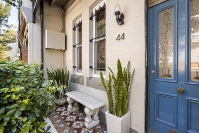 /international/au/44-parkham-street-surry-hills-nsw-151118292/