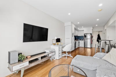 /international/au/25-152-fitzgerald-street-perth-wa-151325232/