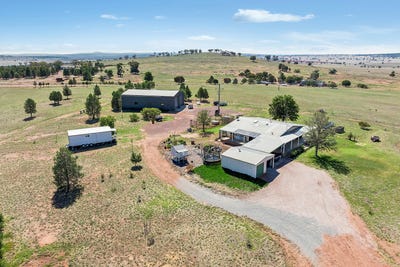/international/au/165-red-hill-road-narrandera-nsw-150938716/