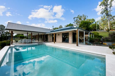 /international/au/92-halls-road-cedar-creek-qld-151020992/