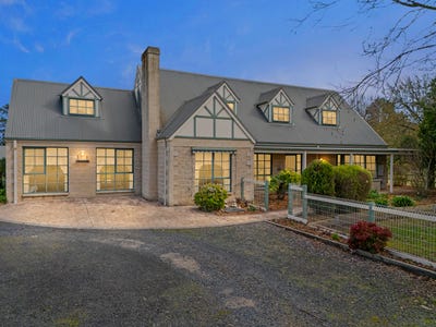 /international/au/8-fairway-court-pakenham-vic-148699352/?lang=en