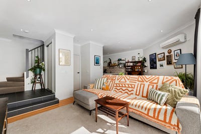 /international/au/3-555-gilbert-road-preston-vic-150833868/