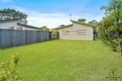 /international/au/1-52-shaft-street-edmonton-qld-152621408/
