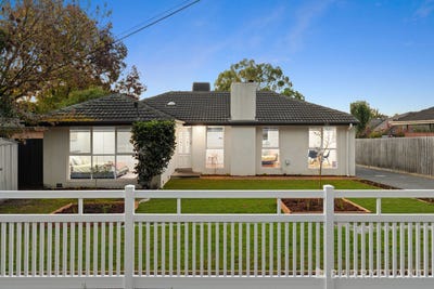 /international/au/119-cambridge-road-mooroolbark-vic-151295728/