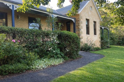 /international/au/1-valley-ridges-road-bilpin-nsw-700408088/