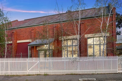 /international/au/3-hoskins-street-quarry-hill-vic-152487332/