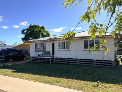/international/au/45-north-st-wandoan-qld-151468376/