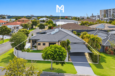 /international/au/48-heights-drive-robina-qld-152630612/