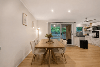 /international/au/74-97-edmund-rice-drive-southport-qld-151273164/