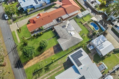 /international/au/53-banya-street-bongaree-qld-148409924/