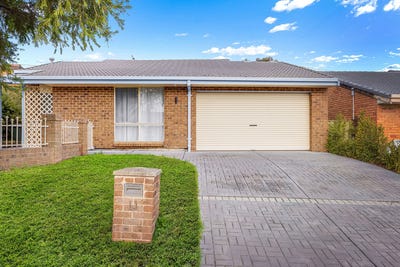 /international/au/11-rayner-court-wynn-vale-sa-148534852/