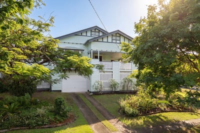 /international/au/19-beaconsfield-terrace-gordon-park-qld-151423692/