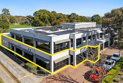 /international/au/12-12-napier-close-deakin-act-505150360/