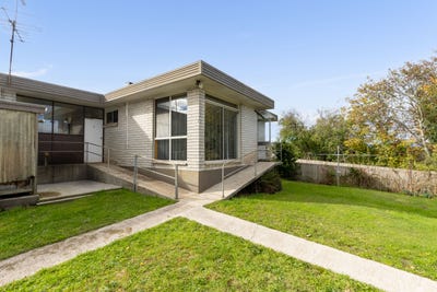 /international/au/3-42-beefeater-street-deloraine-tas-151195916/